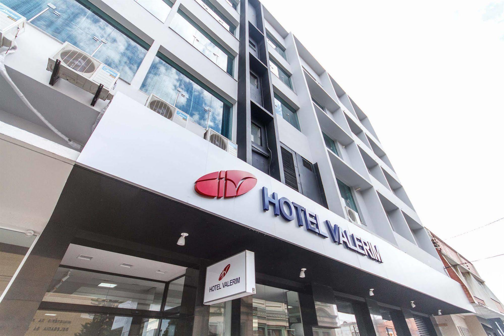 Hotel Valerim Itajai / Navegantes Екстер'єр фото