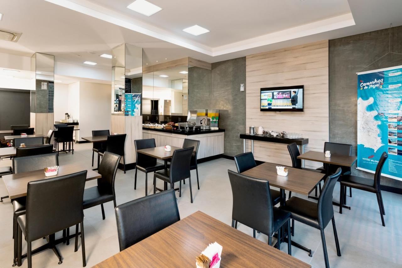 Hotel Valerim Itajai / Navegantes Екстер'єр фото